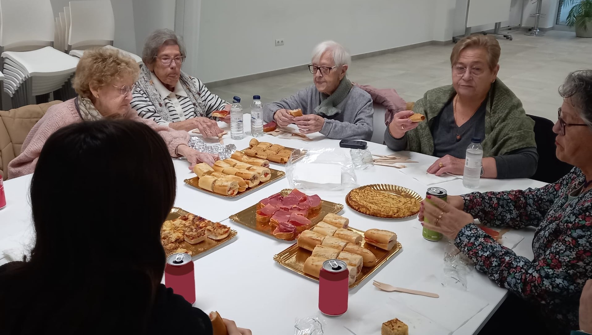 gent gran socialitzant